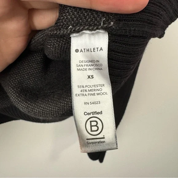 Athleta Women's Textured Jacquard Crew Neck Wool Blend Sweater Size XS - Picture 5 of 7